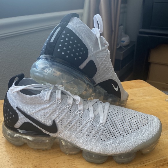 Nike Air VaporMax Flyknit 2 - White - Picture 6 of 7